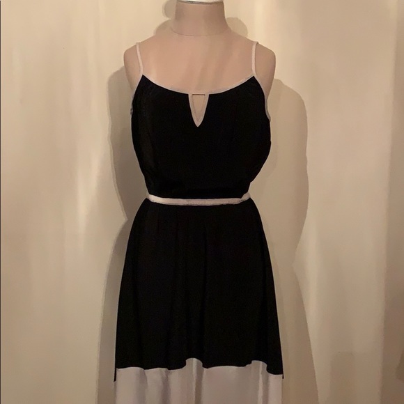 Willow & Clay Black/Cream Colorblock Midi Dress, M - Picture 7 of 16